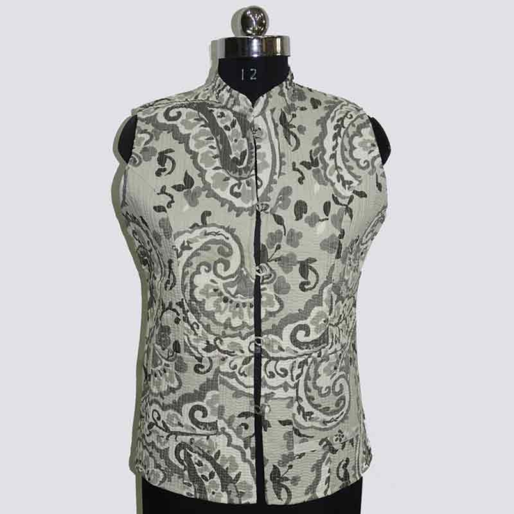 COTTON SCREEN PRINT ALL OVER FLORAL DESIGN SHORT SLEEVE LESS JACKET