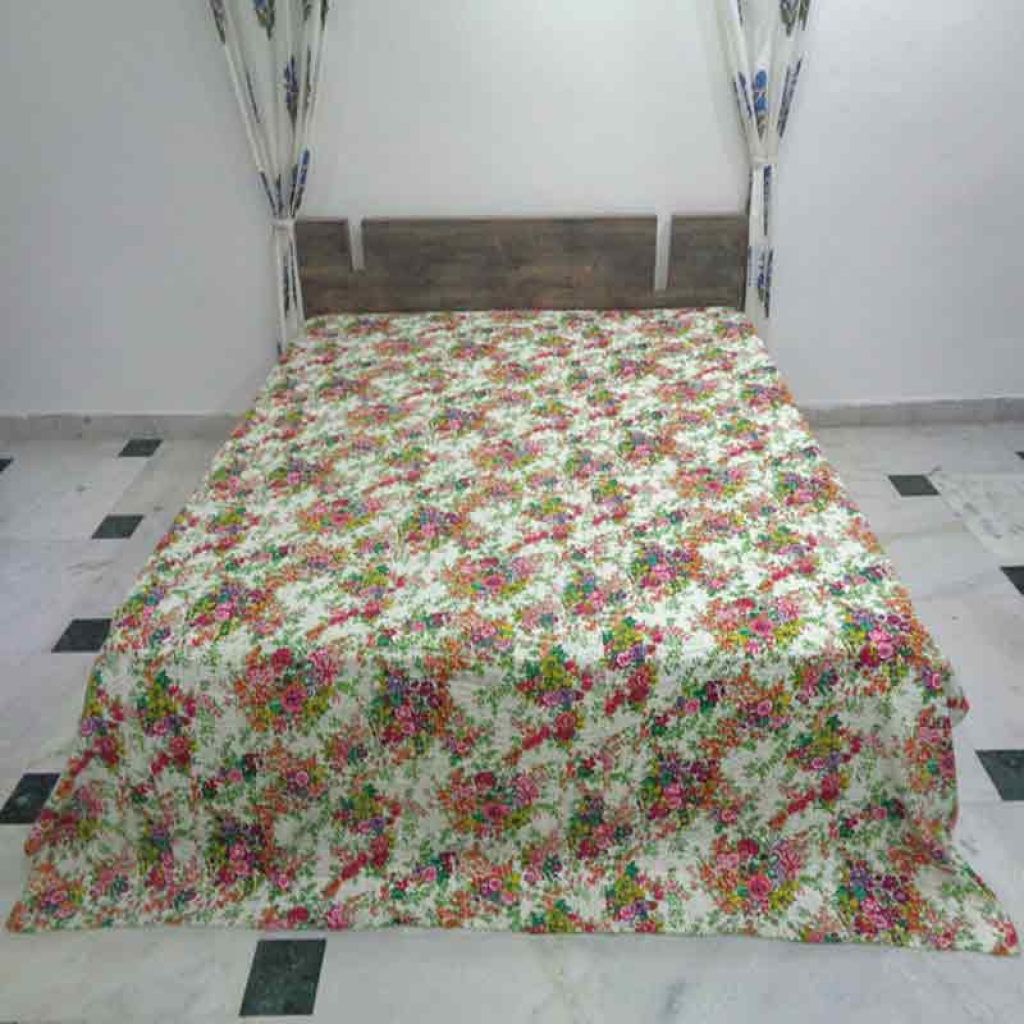 COTTON SCREEN PRINT ALL OVER FLORAL DESIGN KANTHA BED COVER FOR ALL-SEASON