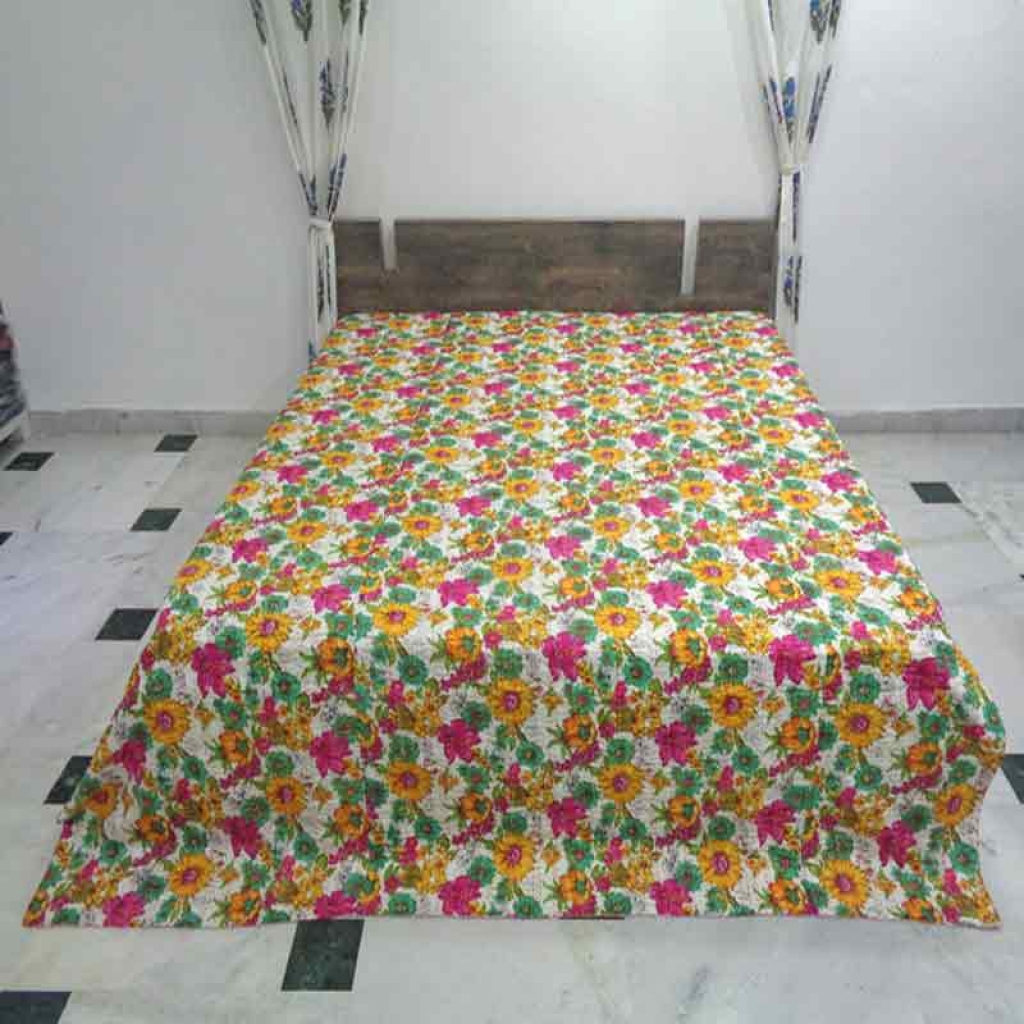 COTTON SCREEN PRINT ALL OVER FLORAL DESIGN KANTHA BED COVER FOR ALL-SEASON