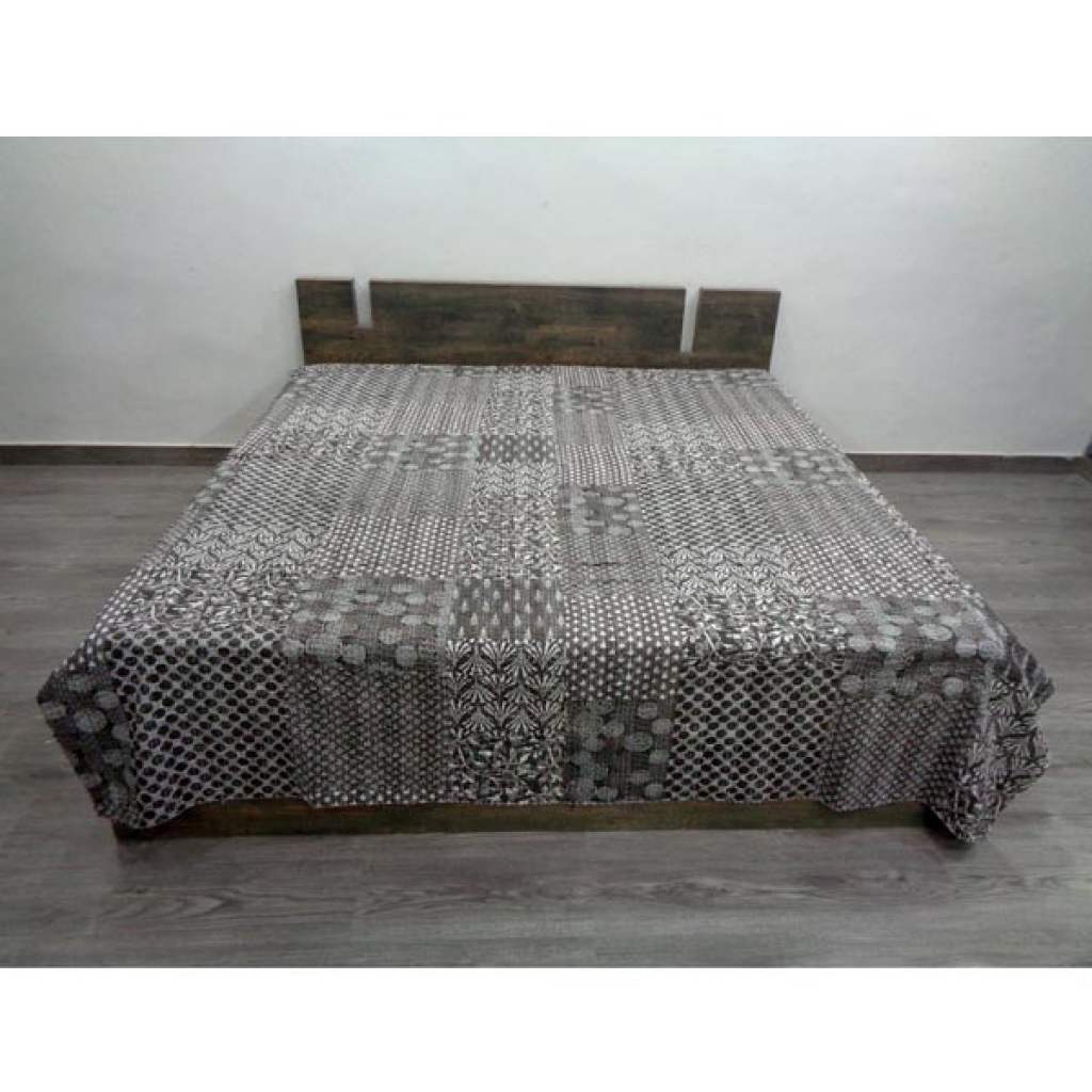 Handmade Cotton Kantha Bed Cover